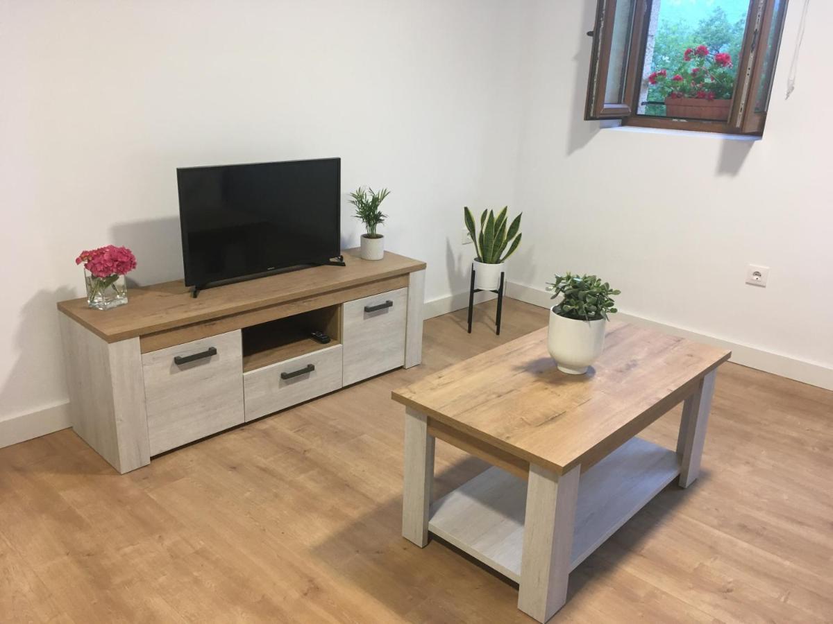 Apartamentos El Puente 卡马勒洛 外观 照片