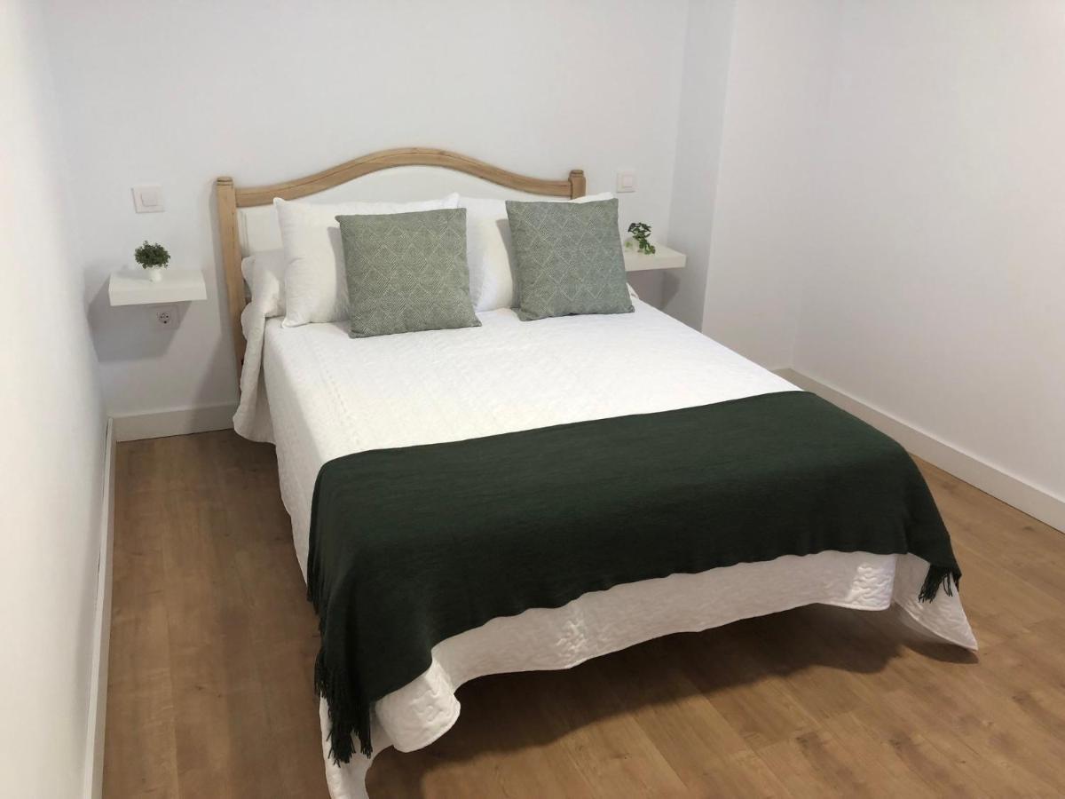 Apartamentos El Puente 卡马勒洛 外观 照片