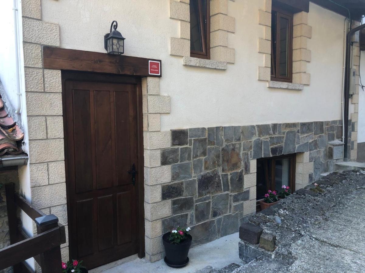 Apartamentos El Puente 卡马勒洛 外观 照片