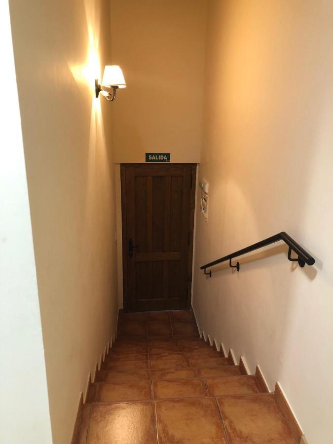 Apartamentos El Puente 卡马勒洛 外观 照片